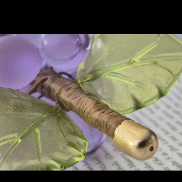 Murano Glass Lilac Glass Grape Cluster - Picture 5 of 5